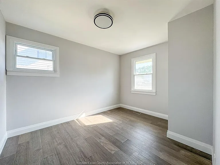 1774 Olive Rd — Photo 17