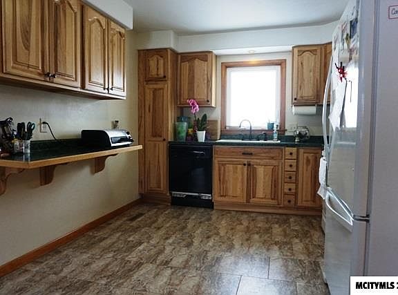 5th image of 213 Mulberry St