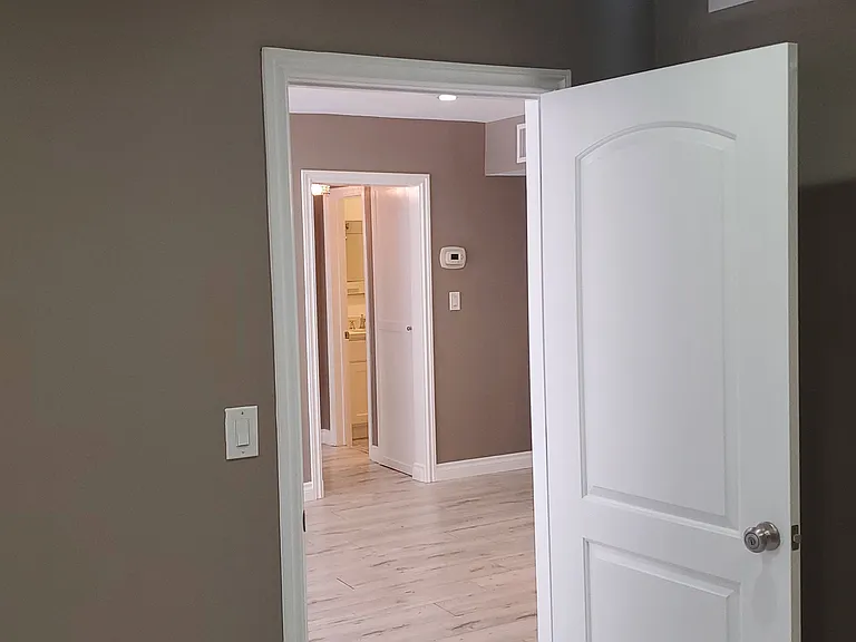 1300 Midvale Ave #309 — Photo 15