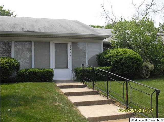 1st image of 309 Dorchester Drive #B