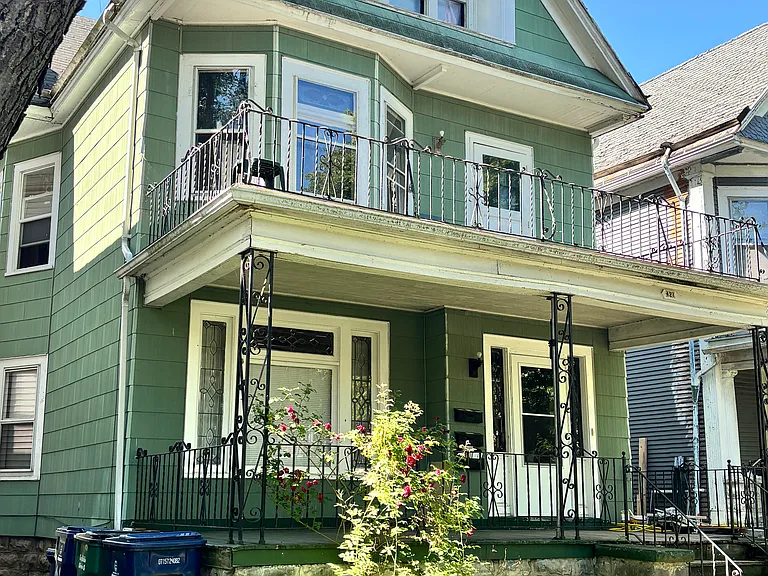 421 Potomac Ave #1 — Photo 3