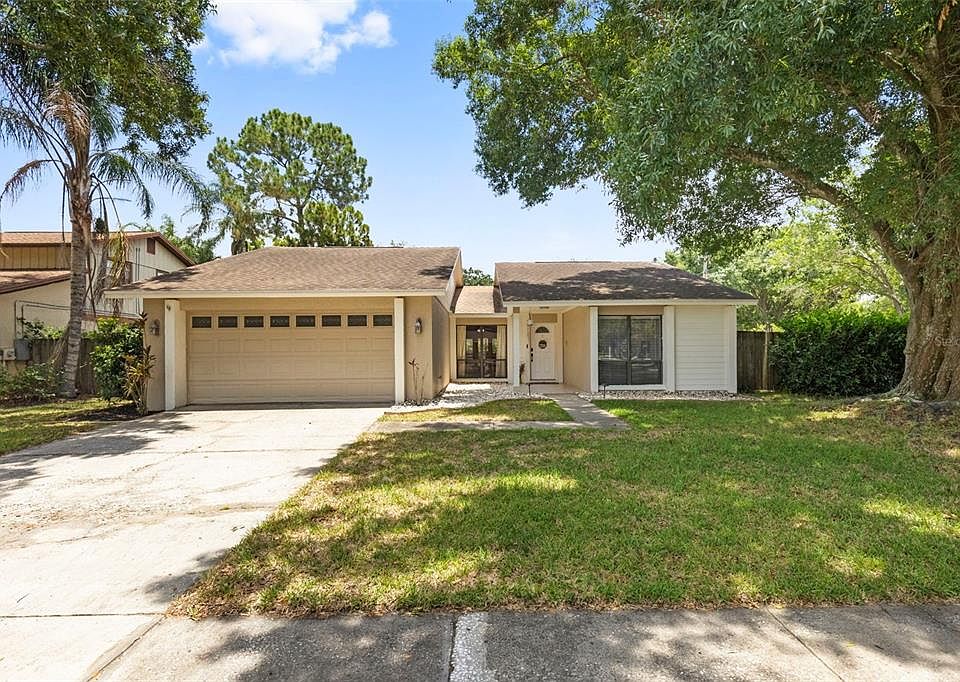 1st image of 15701 COUNTRY LAKE DRIVE