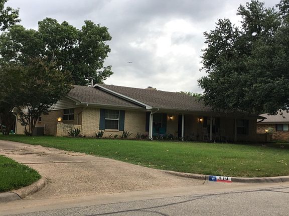 3rd image of 418 Marcus Dr