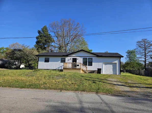 203 Dorris Dr, Metropolis, IL 62960