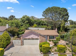 13862 Shablow Ave, Sylmar, CA 91342