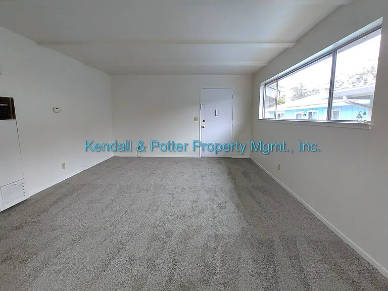 218 Alhambra Ave — Photo 5