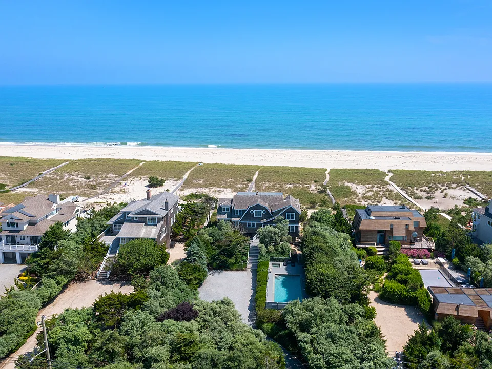 329 Dune Rd