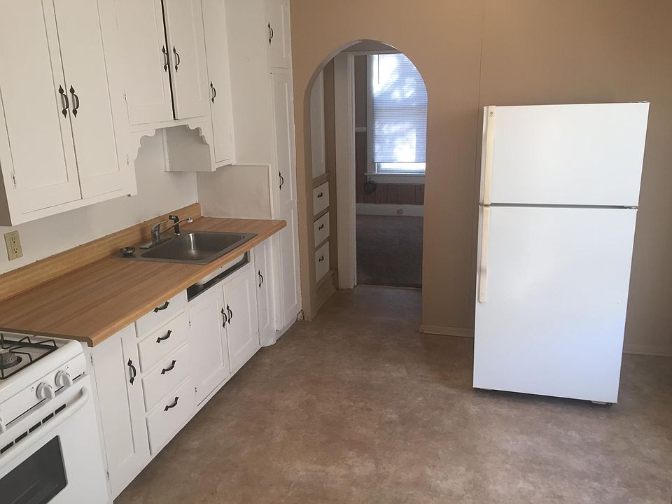 2nd image of 811 State St