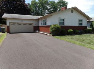 4841 Esterbrook Rd, Columbus, OH 43229