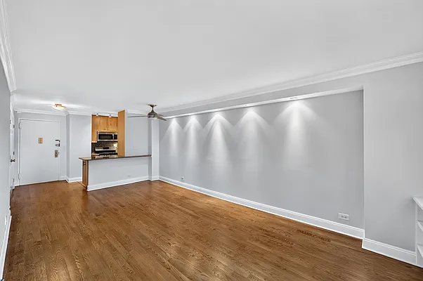 Living room, photo 9
