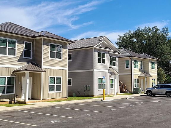 5th image of 8431 Caminitti Ln #2