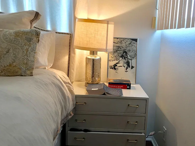 8349 Blackburn Ave #302 — Photo 166