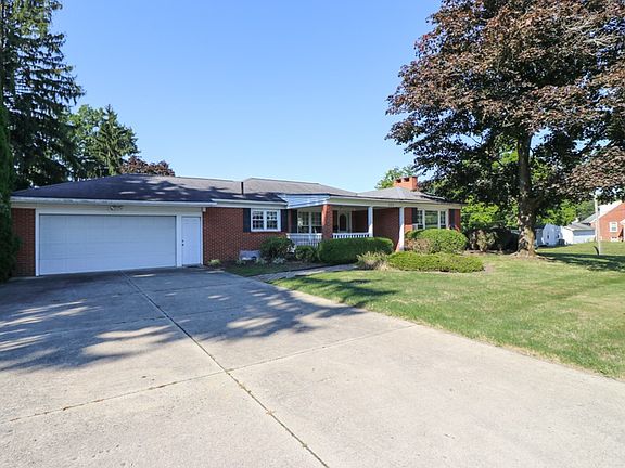 2nd image of 525 Westview Blvd