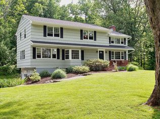 60 Holmes Rd, Ridgefield, CT 06877