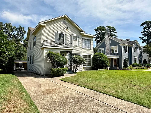 644 Linden St Photo 1