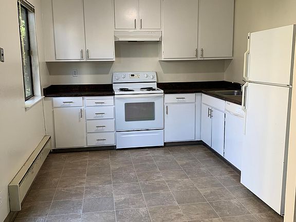 4th image of 30 Rosemont Pl APT 5