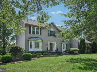 14 Spring Garden Rd, Robbinsville, NJ 08691