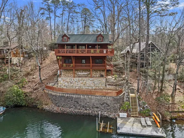 872 E Lakeshore Dr, Landrum, SC 29356