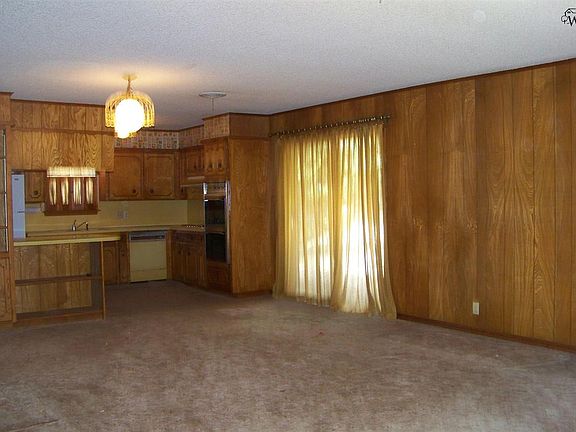 2nd image of 2222 Selma Dr