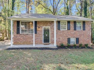 196 Evergreen Dr SE, Marietta, GA 30060
