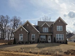 70 Hazel Crest Dr S, Oakland, TN 38060