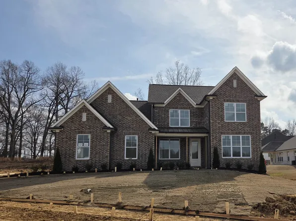 70 Hazel Crest Dr S, Oakland, TN 38060