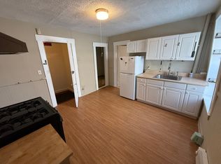 359 Windsor St #3A, Cambridge, MA 02141