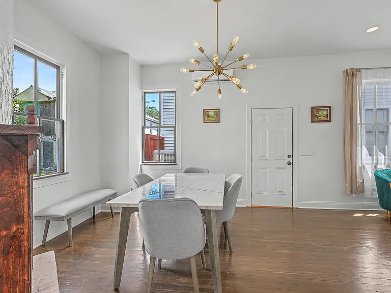 272 Coming St #C — Photo 11