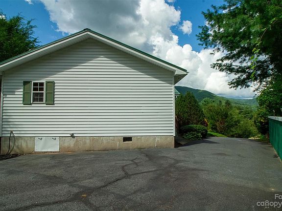 4th image of 116 Skyway Dr
