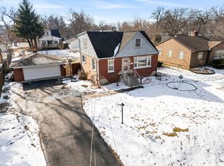 7241 W 109th Pl, Worth, IL 60482