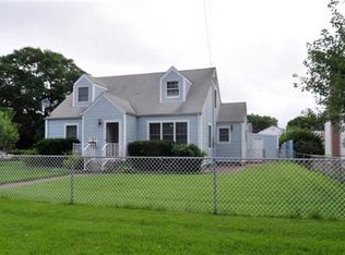 163 Conklin Ave, Patchogue, NY 11772