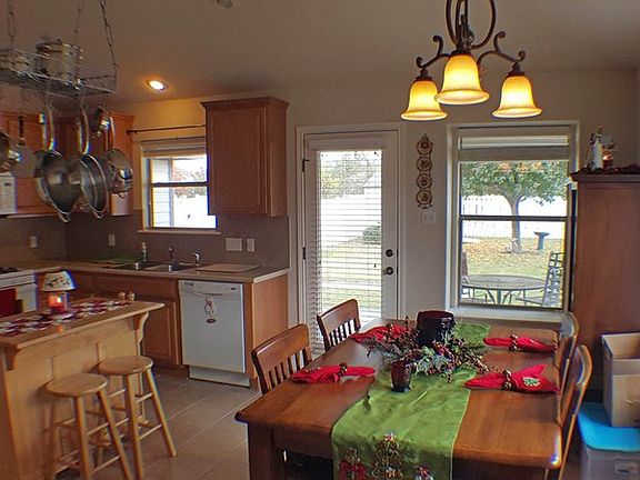 5th image of 1708 Kingston Lacy Blvd