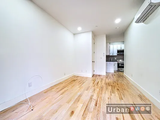 Rented by Urban Pads | media 11