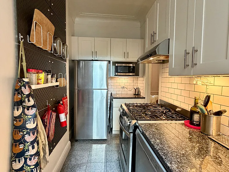 412 8th Ave #A2 — Photo 3