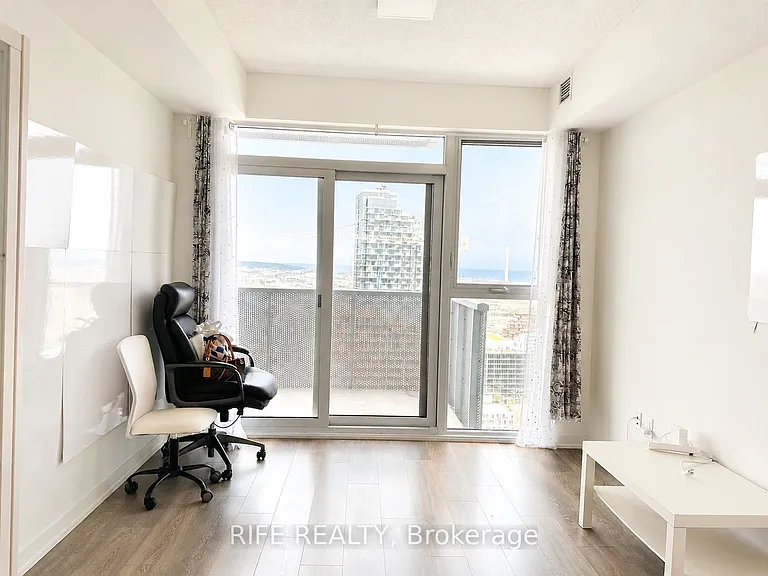 20 Richardson St #3411 — Photo 7