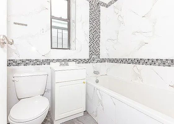 3rd image of 250 Clarkson Ave #202