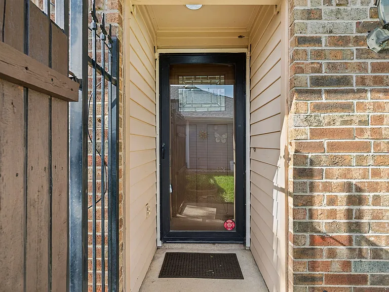 2141 Stradivarius Ln — Photo 17