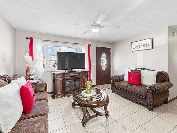 5th image of 1107 Harold Ave