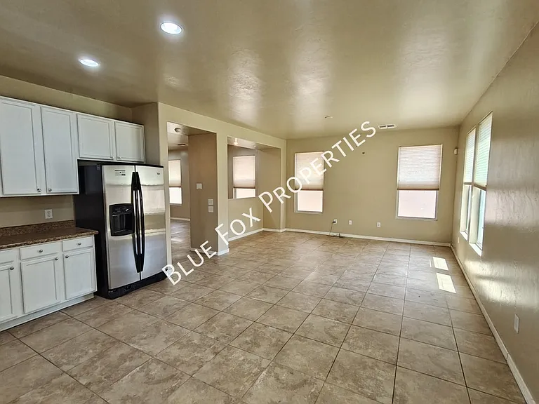 5874 N Dartwhite Dr — Photo 8