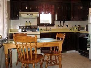 4th image of 320 Tampa Dr