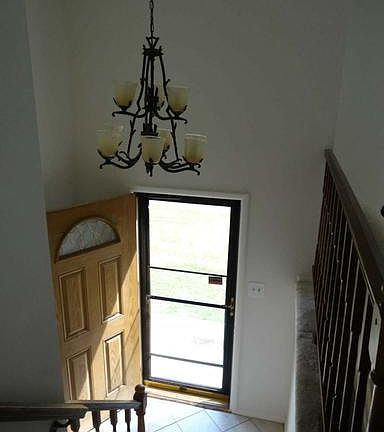 2nd image of 1204 Autumn Pl