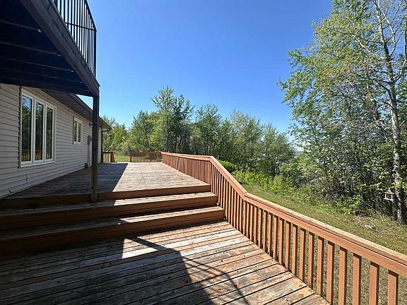 4th image of 13428 SE Lakeland Dr