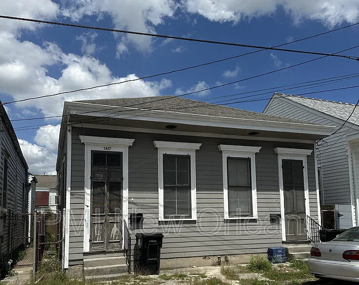 2427 Rousseau St — Photo 1