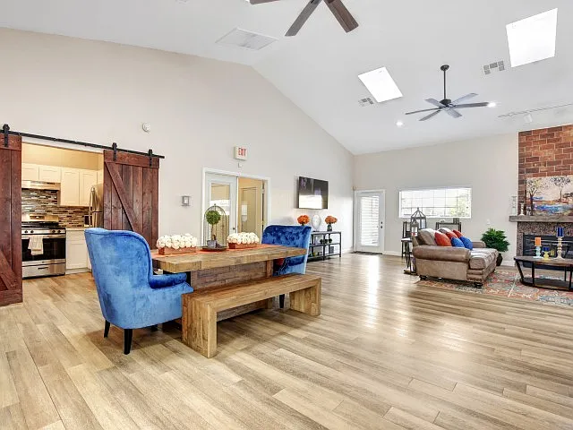 Ridge Falls, Apartments For Rent