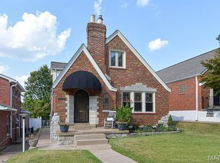 6655 Pernod Ave, Saint Louis, MO