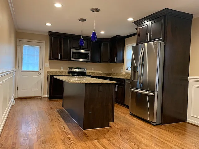 Building Photo - 4125 Rosemont Ln
