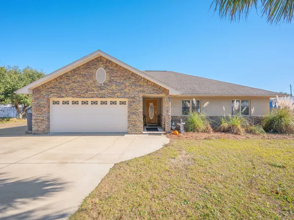 2524 Lincoln Rd, Navarre, FL 32566
