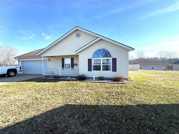 2nd image of 1956 Eden Cir