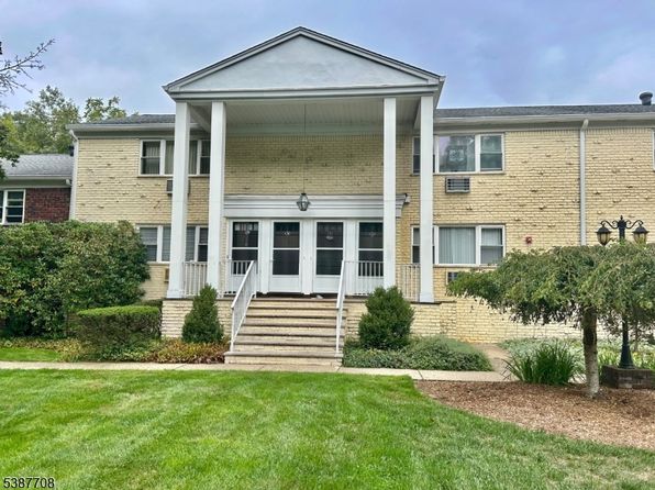 132 Regency Park