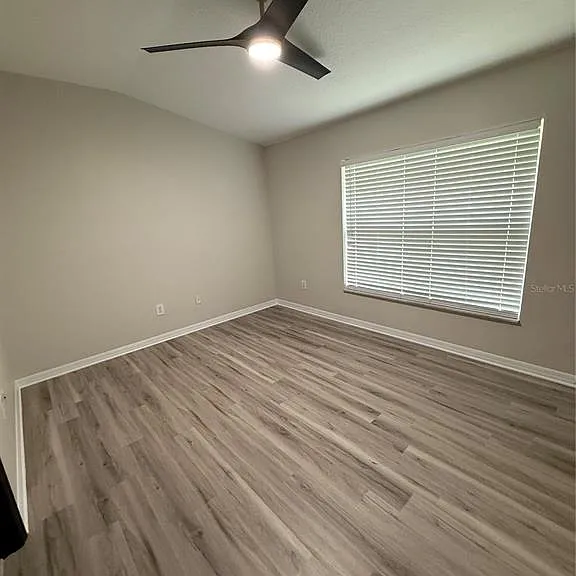 30316 Elderwood Dr — Photo 12